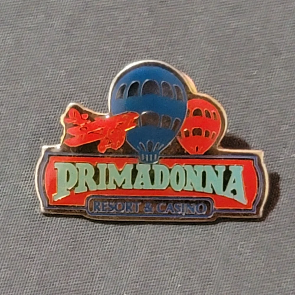Vtg Primadonna Resort & Casino Lapel Pin